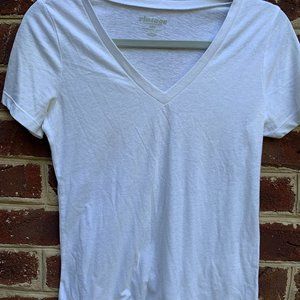Old Navy Vintage White V-neck Short Sleeve Tee